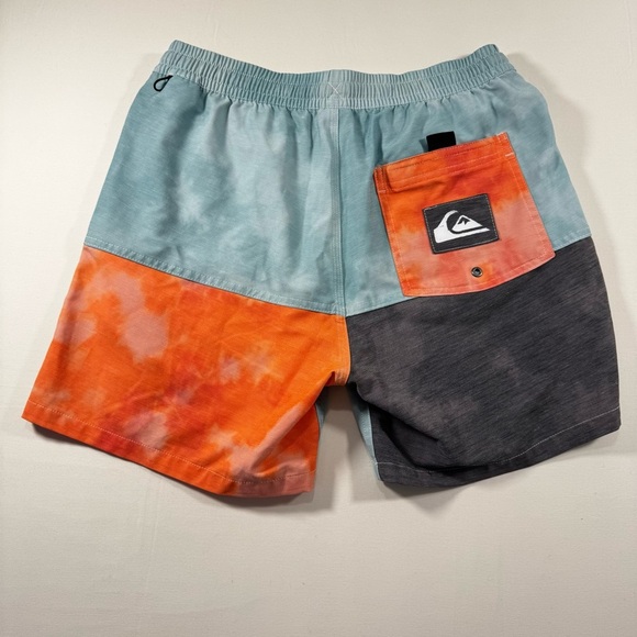 Quiksilver Men's Blue Swim Shorts - Picture 6 of 8